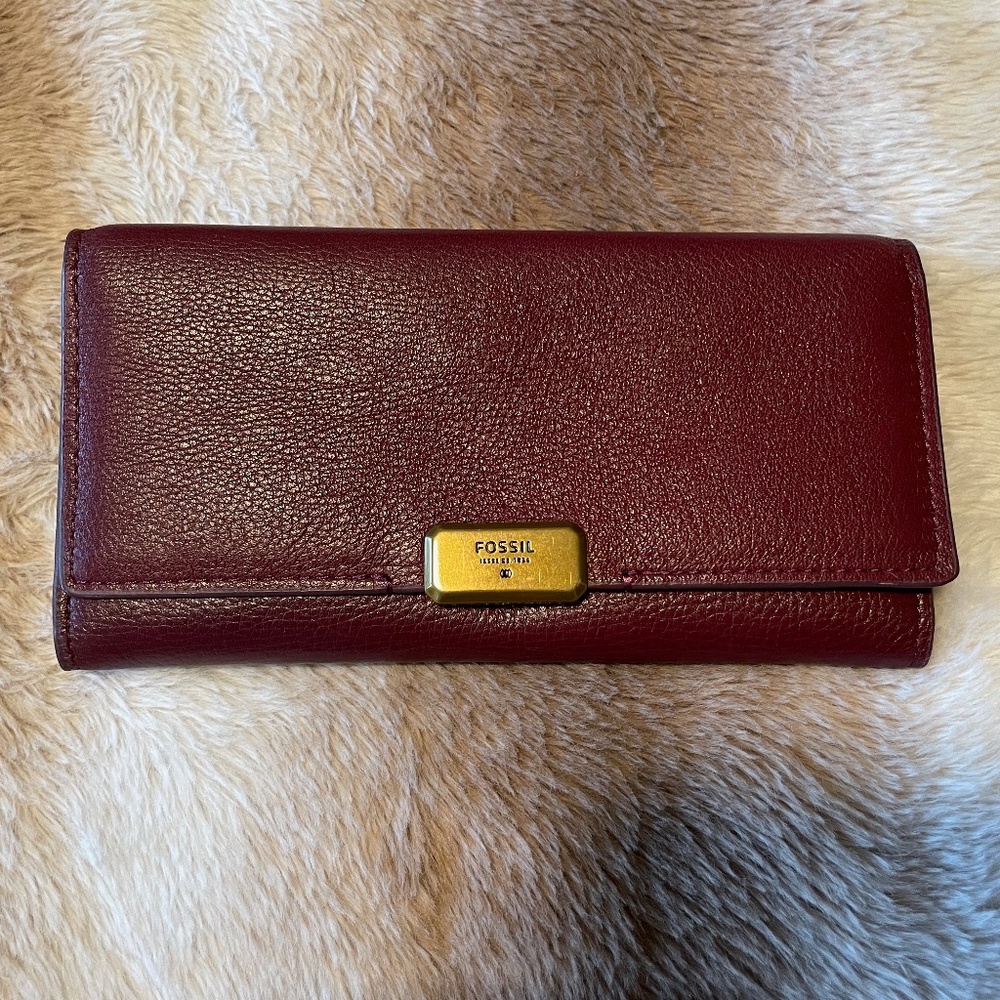 Maroon Leather Fossil Wallet